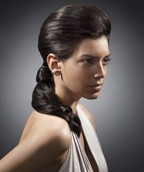 imagenes-de-peinados-para-mujeres-cabello-largo-28-17 Imagenes de peinados para mujeres cabello largo
