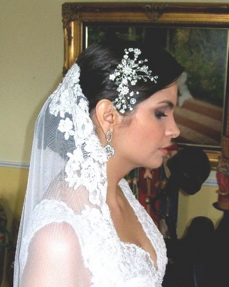 peinados-para-novias-con-mantilla-35-10 Peinados para novias con mantilla