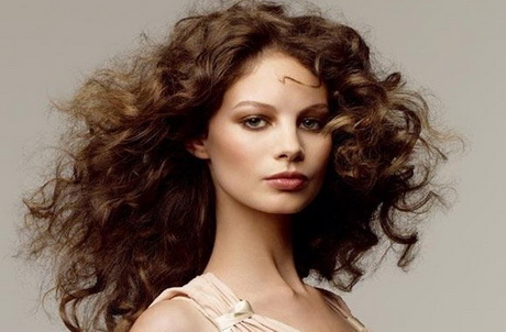imagenes-de-peinados-para-cabello-rizado-27_9 Imagenes de peinados para cabello rizado
