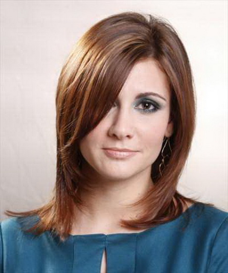 cortes-de-cabello-corto-para-mujeres-en-capas-91_11 Cortes de cabello corto para mujeres en capas