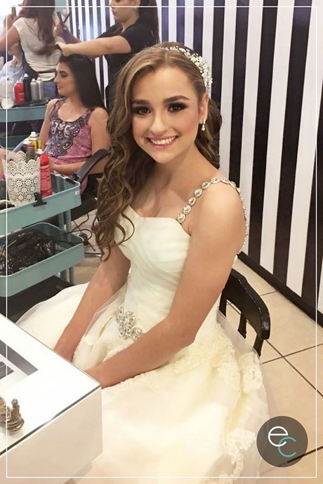 peinados-para-quinceaeras-2018-31_12 Peinados para quinceañeras 2018