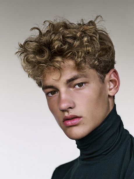 peinados-moda-hombre-2020-92_19 Peinados moda hombre 2020
