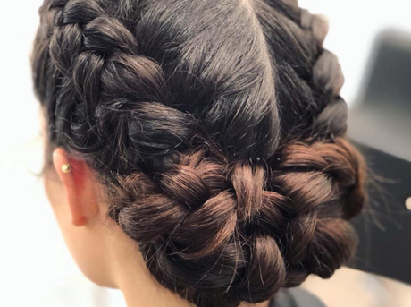 peinados-de-trenzas-de-moda-2019-14 Peinados de trenzas de moda 2019