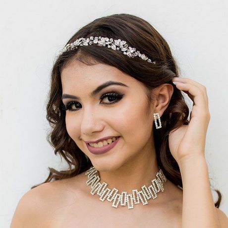 tocados-para-quinceaneras-2019-09 Tocados para quinceañeras 2019