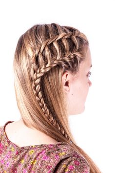 peinados-trenzas-cabello-largo-78_14 Peinados trenzas cabello largo