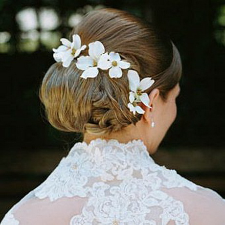 peinados-de-novia-con-flores-naturales-40-8 Peinados de novia con flores naturales