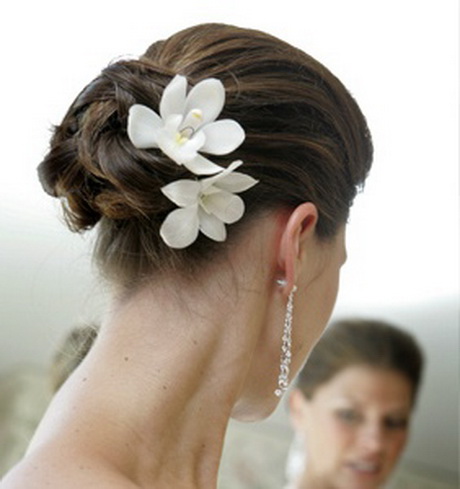 peinados-de-novia-con-flores-14-12 Peinados de novia con flores