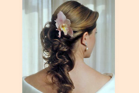 peinados-de-novia-con-flores-14-13 Peinados de novia con flores