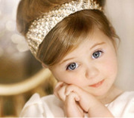 peinados-princesas-para-fiestas-infantiles-73_12 Peinados princesas para fiestas infantiles