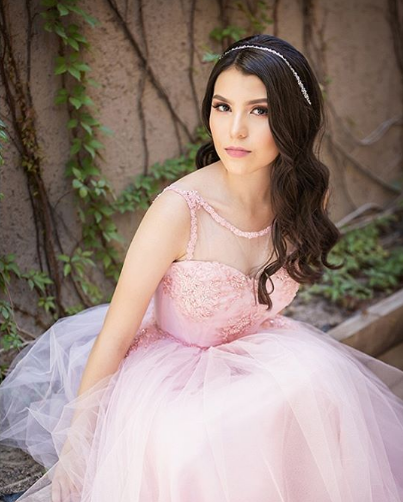 quinceaneras-2020-peinados-99 Quinceañeras 2020 peinados