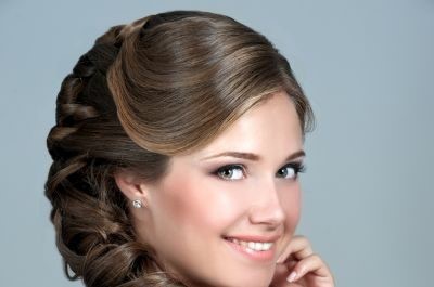 moos-para-bodas-con-trenzas-80_9 Moños para bodas con trenzas