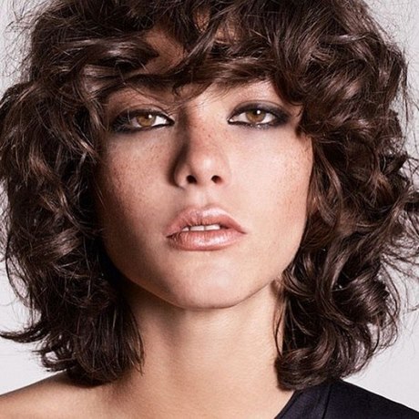 cortes-de-pelo-mujer-cabello-rizado-23_10 Cortes de pelo mujer cabello rizado